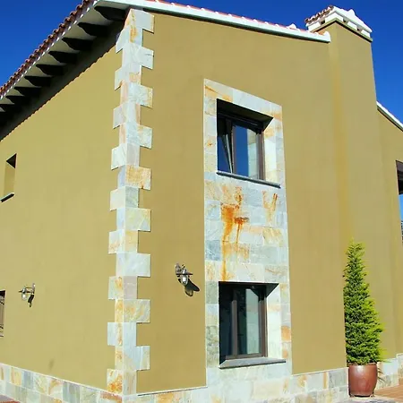Torrecarrals Sleeps 10 Pool Wifi Villa