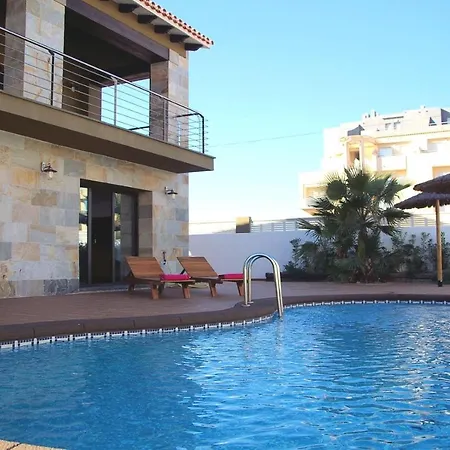 Torrecarrals Sleeps 10 Pool Wifi Вилла *
